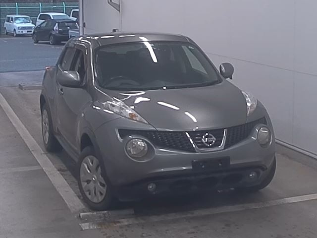 NISSAN JUKE 2012