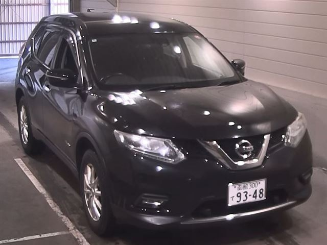 NISSAN X-TRAIL
