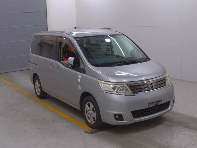 NISSAN SERENA 2009