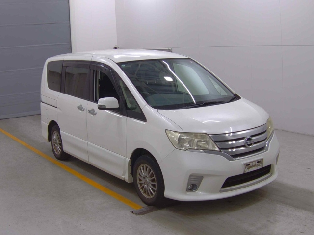 NISSAN SERENA 2012