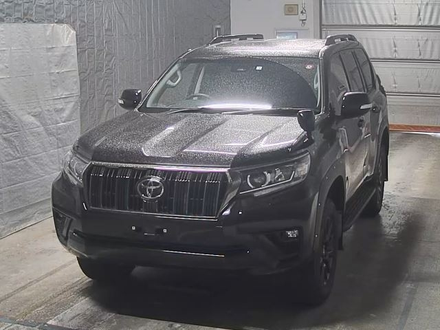 TOYOTA LAND CRUISER PRADO 2022