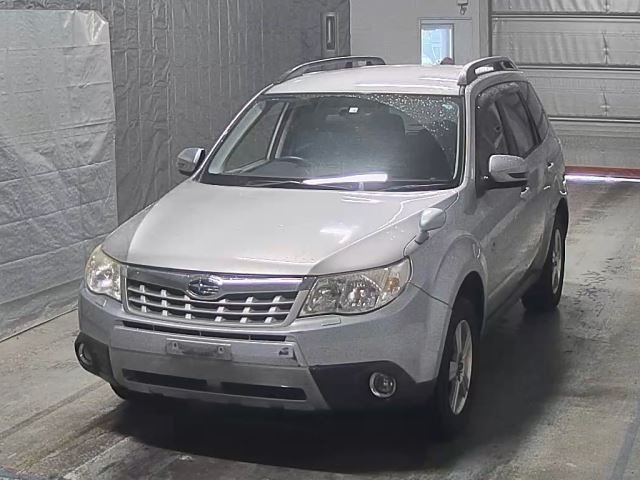 SUBARU FORESTER 2012