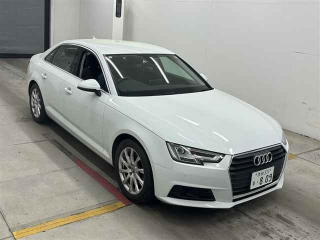 AUDI A4 2017