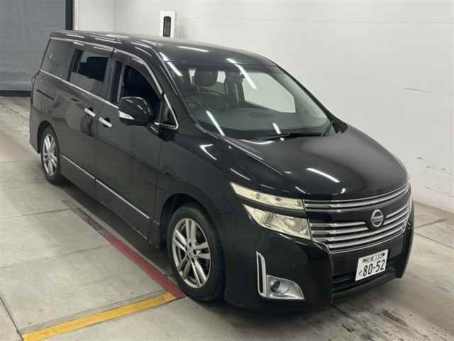 NISSAN ELGRAND 2011