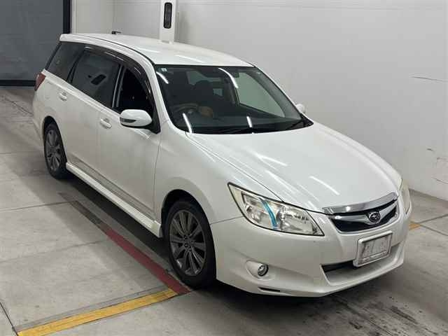 SUBARU EXIGA 2011