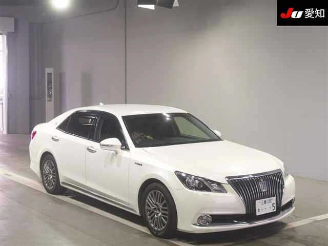 TOYOTA CROWN 2015