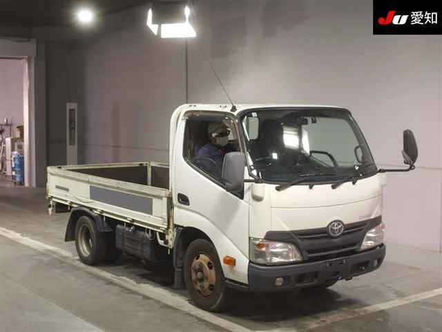 TOYOTA DYNA 2014