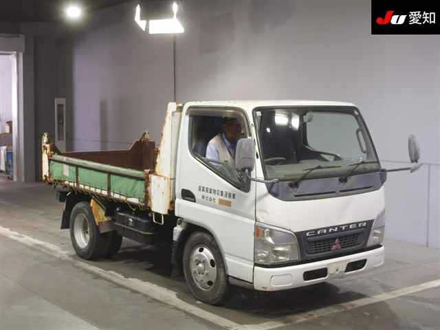 MITSUBISHI CANTER 2005