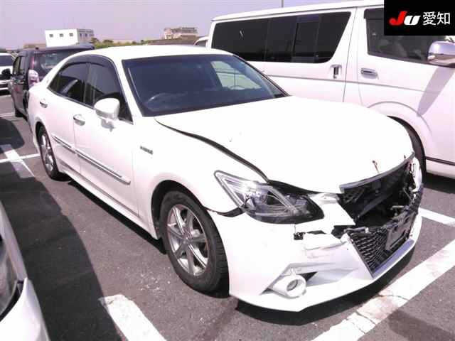 TOYOTA CROWN 2015