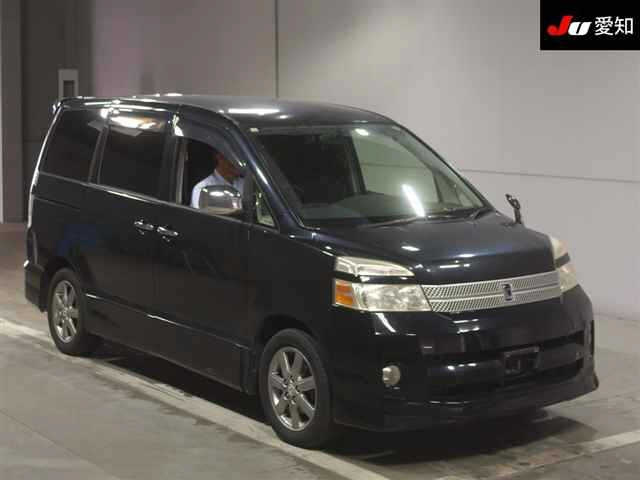 TOYOTA VOXY 2007