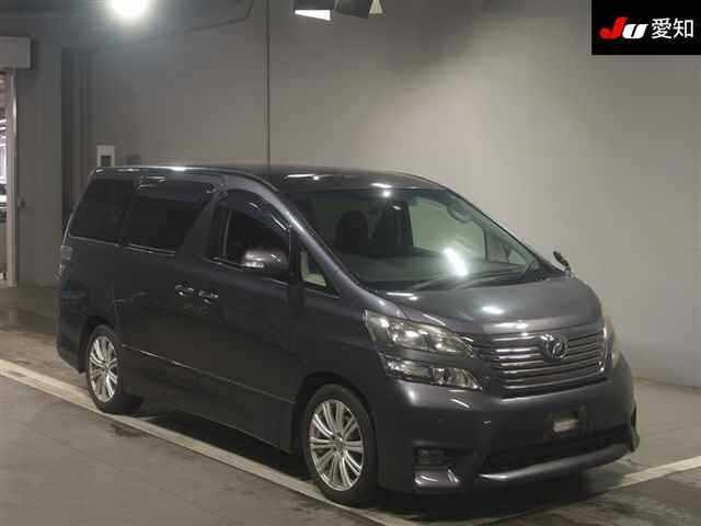 TOYOTA VELLFIRE 2010