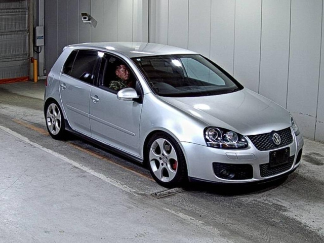 VOLKSWAGEN GOLF 2005