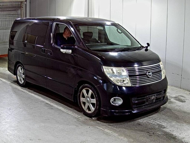 NISSAN ELGRAND 2009