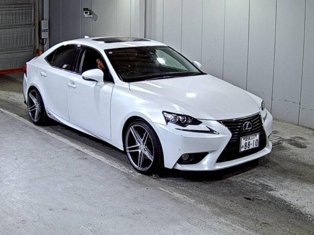 LEXUS IS 2013
