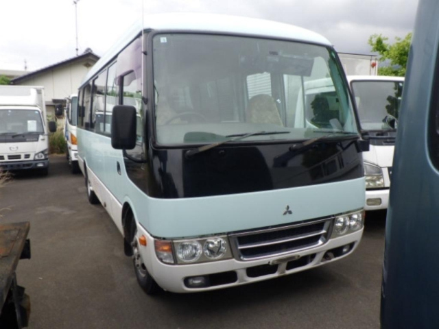 MITSUBISHI ROSA 2009