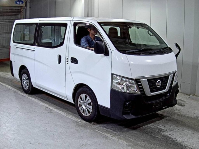 NISSAN CARAVAN VAN 2017