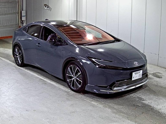 TOYOTA PRIUS 2023