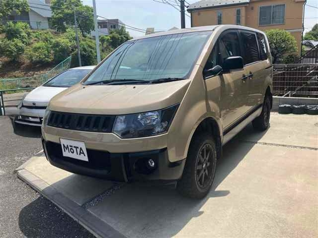 MITSUBISHI DELICA D5