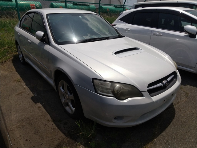 SUBARU LEGACY B4