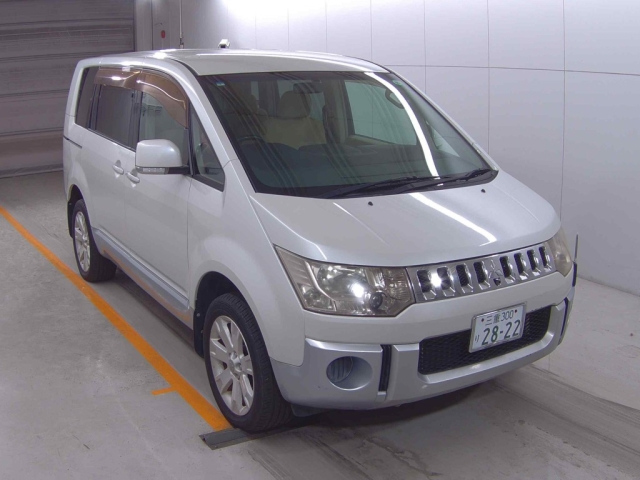 MITSUBISHI DELICA D5 2007