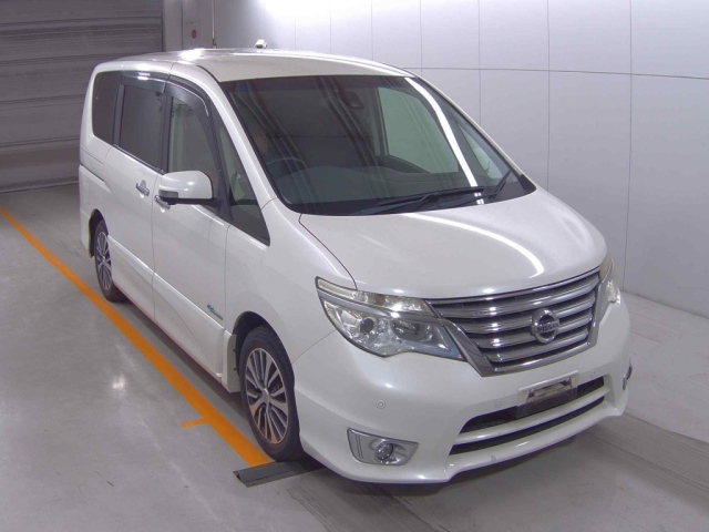 NISSAN SERENA 2014
