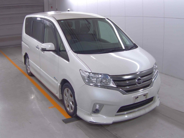 NISSAN SERENA 2012