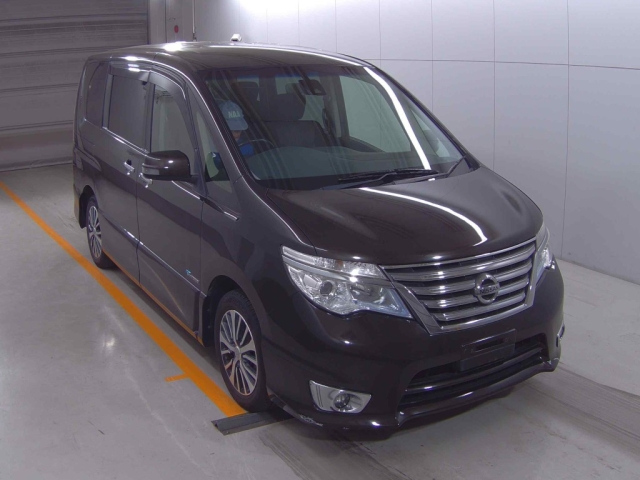 NISSAN SERENA 2013