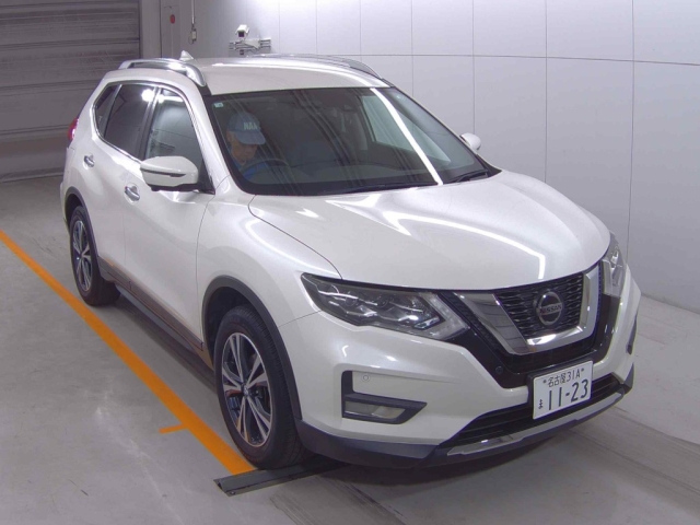 NISSAN X-TRAIL