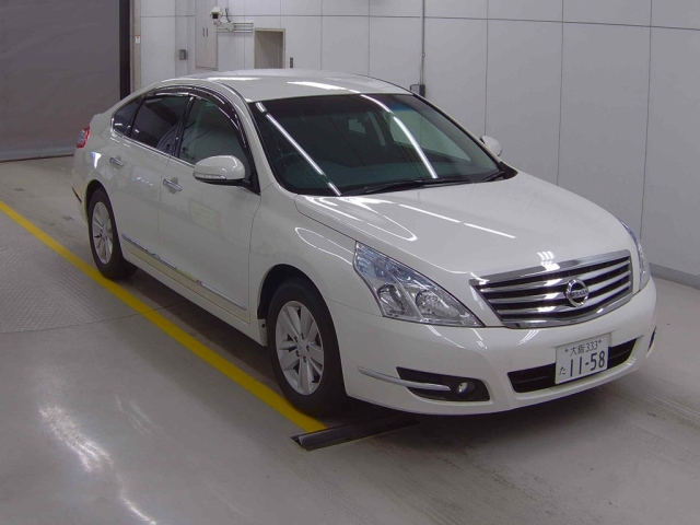 NISSAN TEANA 2013