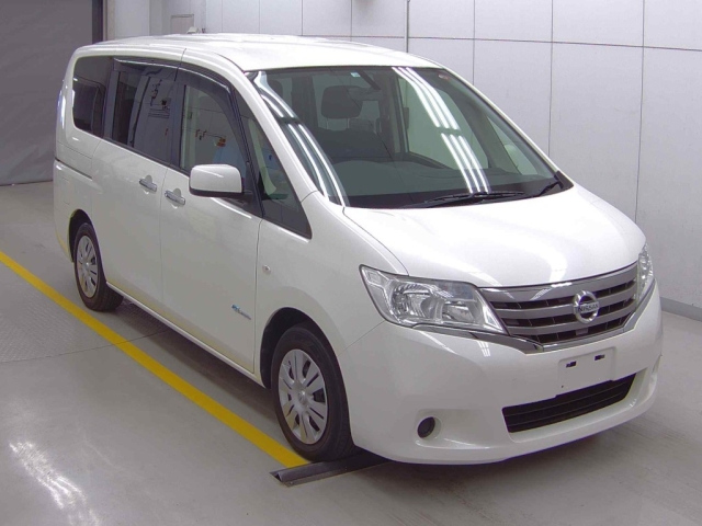 NISSAN SERENA 2012