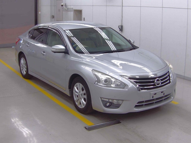 NISSAN TEANA 2016