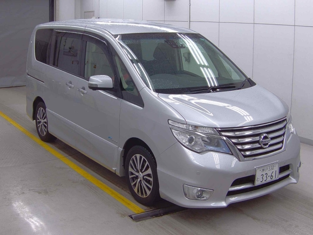 NISSAN SERENA