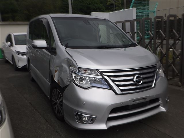 NISSAN SERENA 2015
