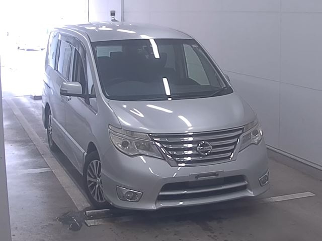 NISSAN SERENA 2014
