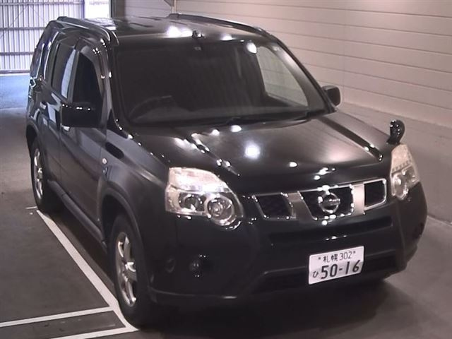 NISSAN X-TRAIL