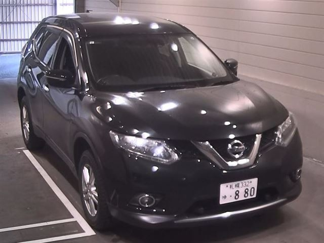 NISSAN X-TRAIL
