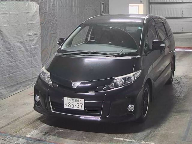 TOYOTA ESTIMA 2015
