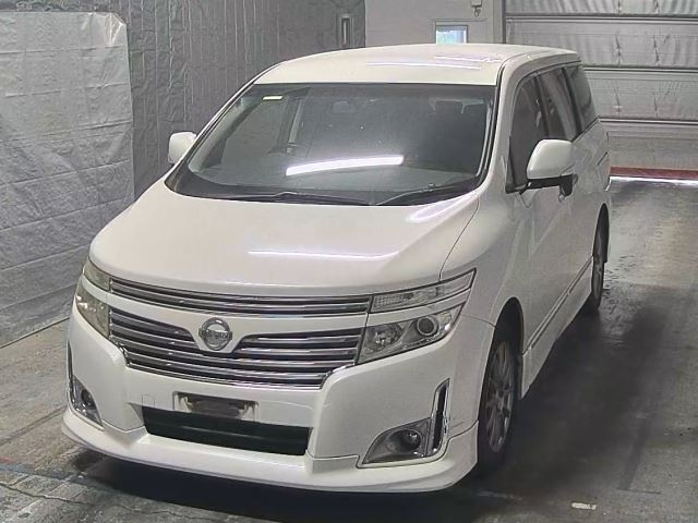 NISSAN ELGRAND 2011