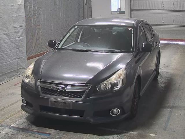 SUBARU LEGACY B4 2013