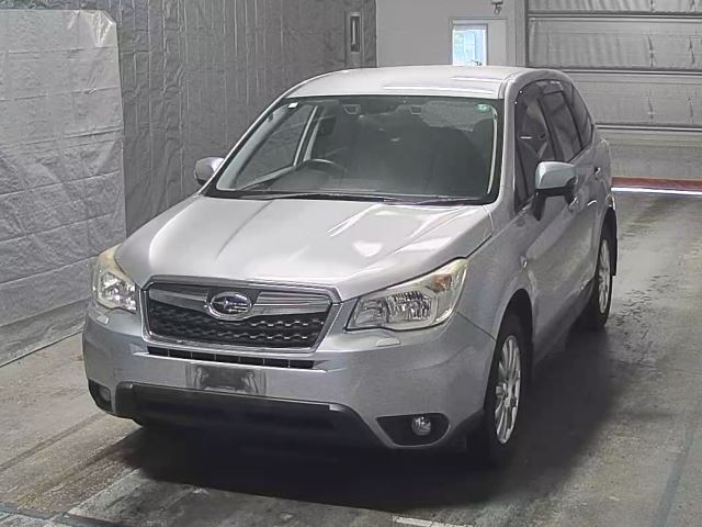 SUBARU FORESTER 2012