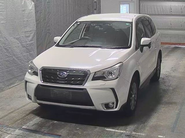 SUBARU FORESTER 2016