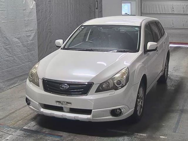 SUBARU LEGACY OUTBACK 2011