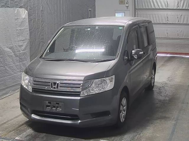 HONDA STEP WAGON 2012