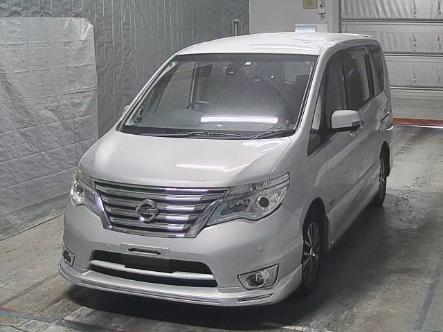 NISSAN SERENA 2014