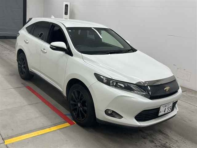 TOYOTA HARRIER 2015