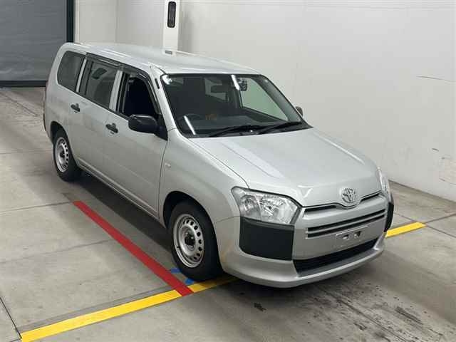 TOYOTA PROBOX 2020
