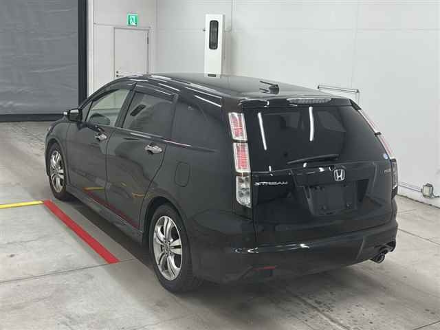 HONDA STREAM 2014
