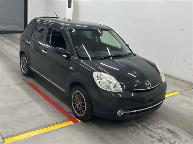 MAZDA VERISA 2011
