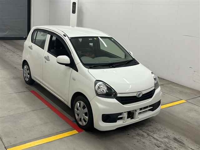 DAIHATSU MIRA E S 2014