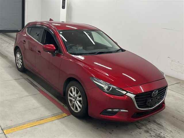 MAZDA AXELA 2018